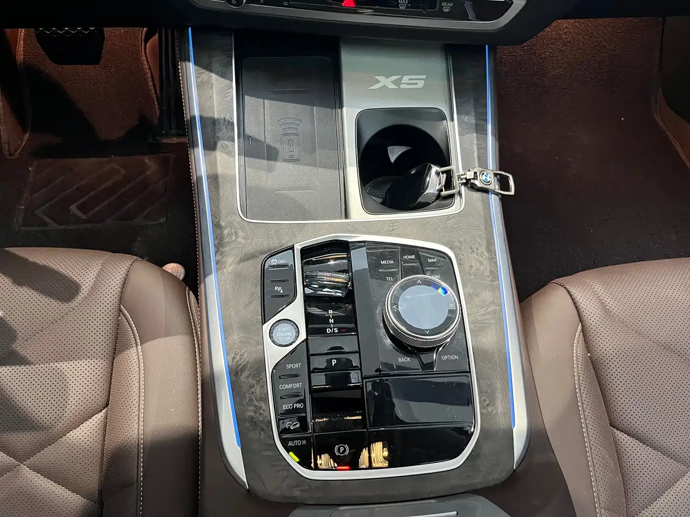 BMW X5 2023 xDrive 30Li Premium M Sport Package фото 17