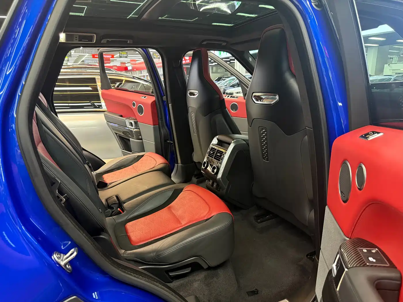 Land Rover Range Rover Sport 2019 5.0 SC V8 SVR фото 17