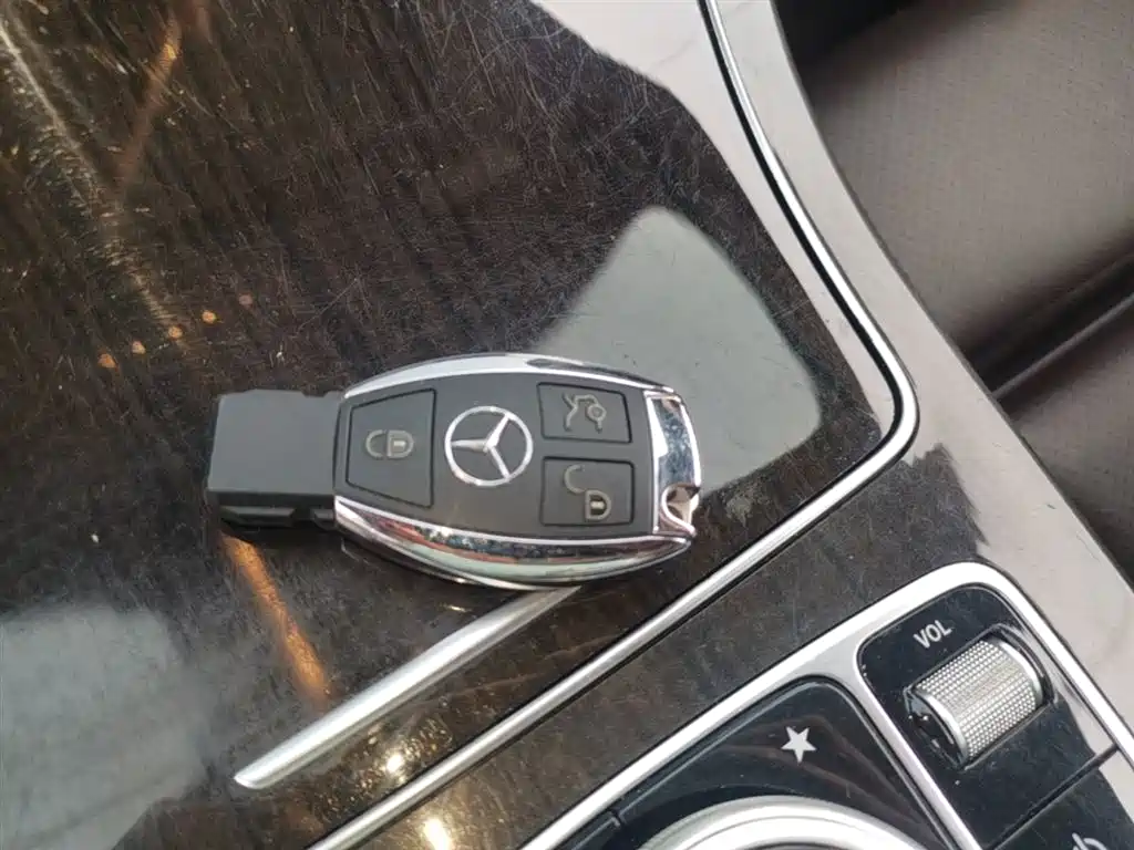 Mercedes-Benz GLC 2017 GLC 260 4MATIC Dynamic фото 9