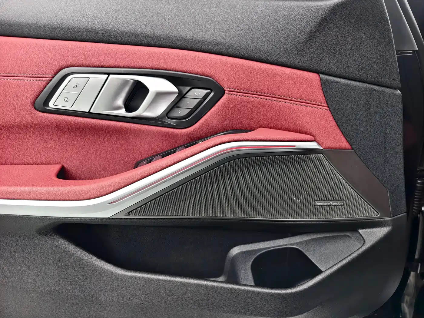 BMW 3 Series 2021 325Li M Sport Night Edition фото 8