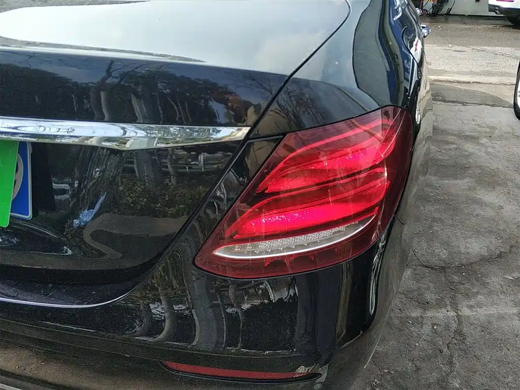 Mercedes-Benz E-Class 2020 Facelift E 260 L фото 24