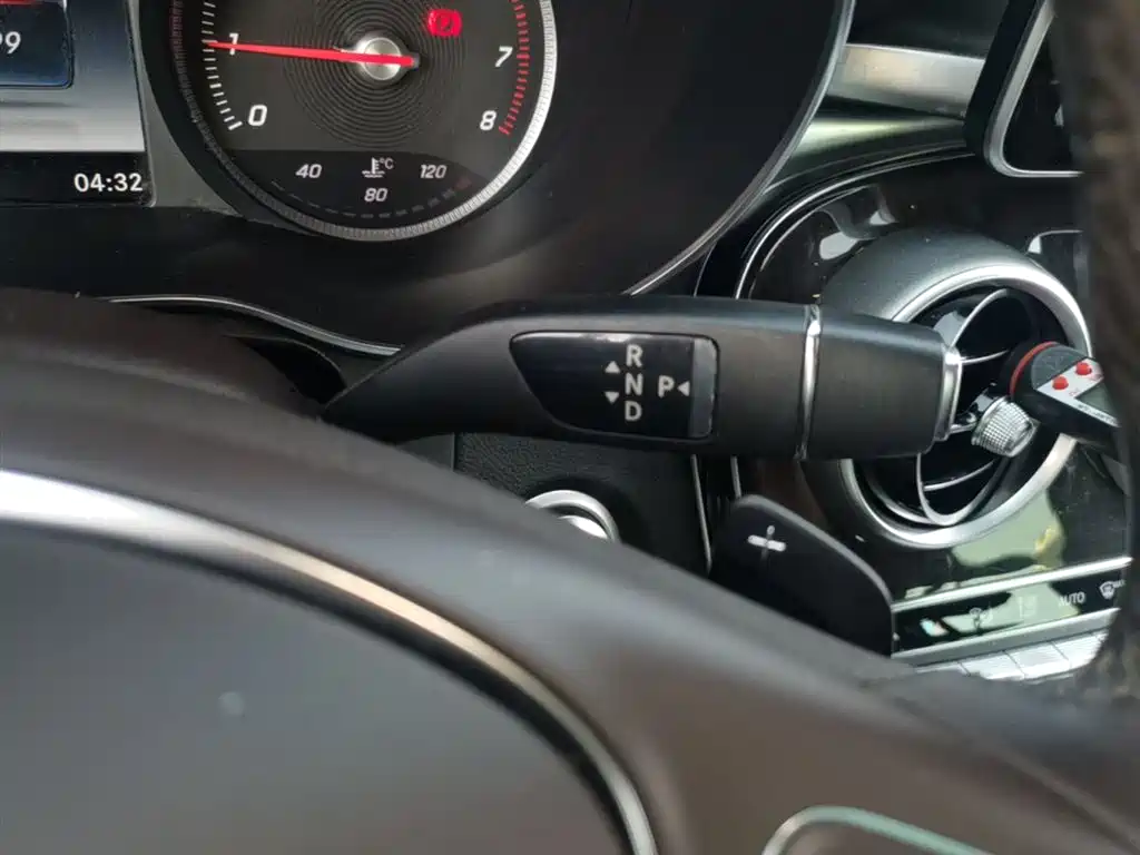Mercedes-Benz GLC 2017 GLC 260 4MATIC Dynamic фото 14