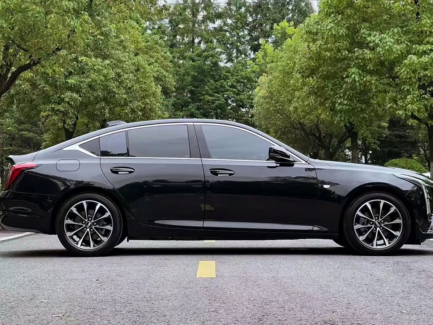 Cadillac CT5 2026 2025 Model 28T Urban Sport Edition