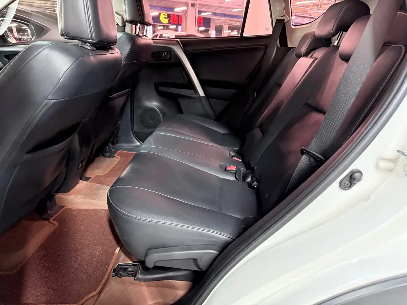 Toyota RAV4 Rongfang 2018 2.5L Automatic 4WD Elite i Edition фото 11