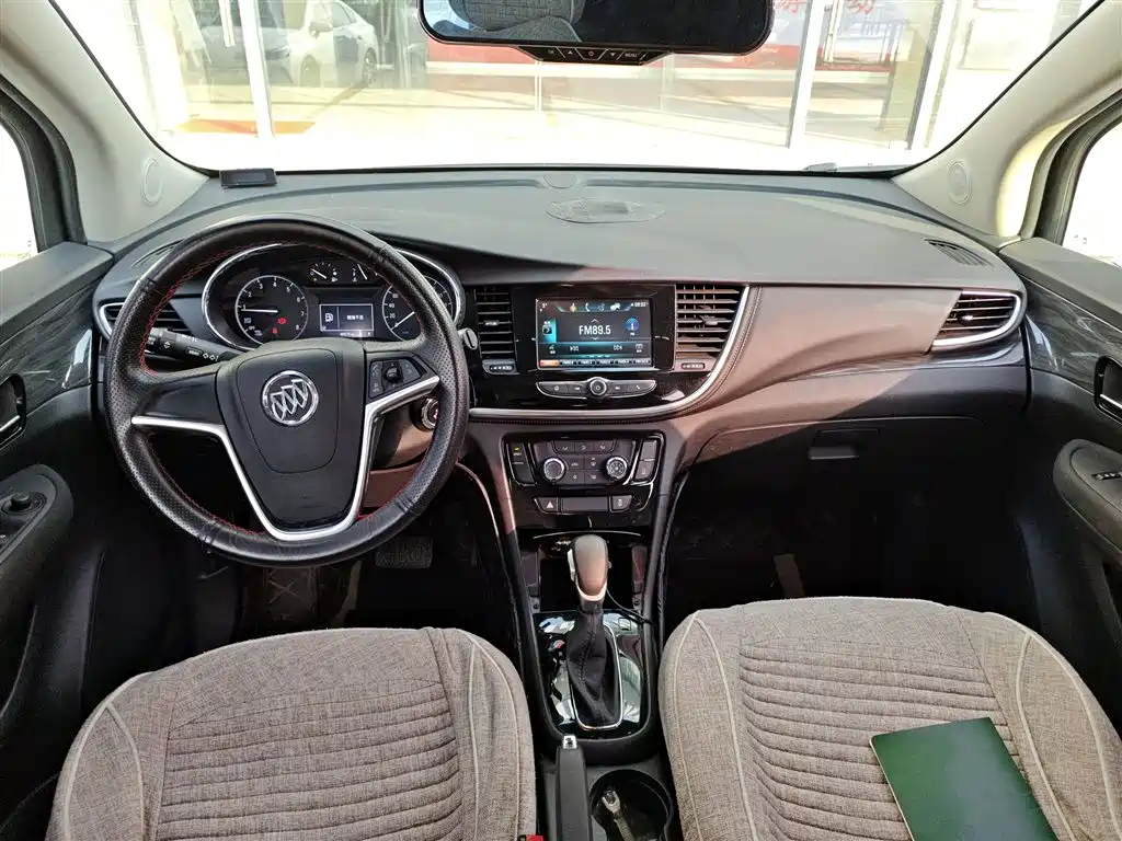 Buick Encore 2018 18T Automatic 2WD Urban Leading фото 13