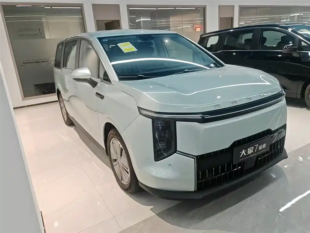 SAIC Maxus Dajia 7 2024 Facelift Super Hybrid Long Range Enjoyment Edition фото 3