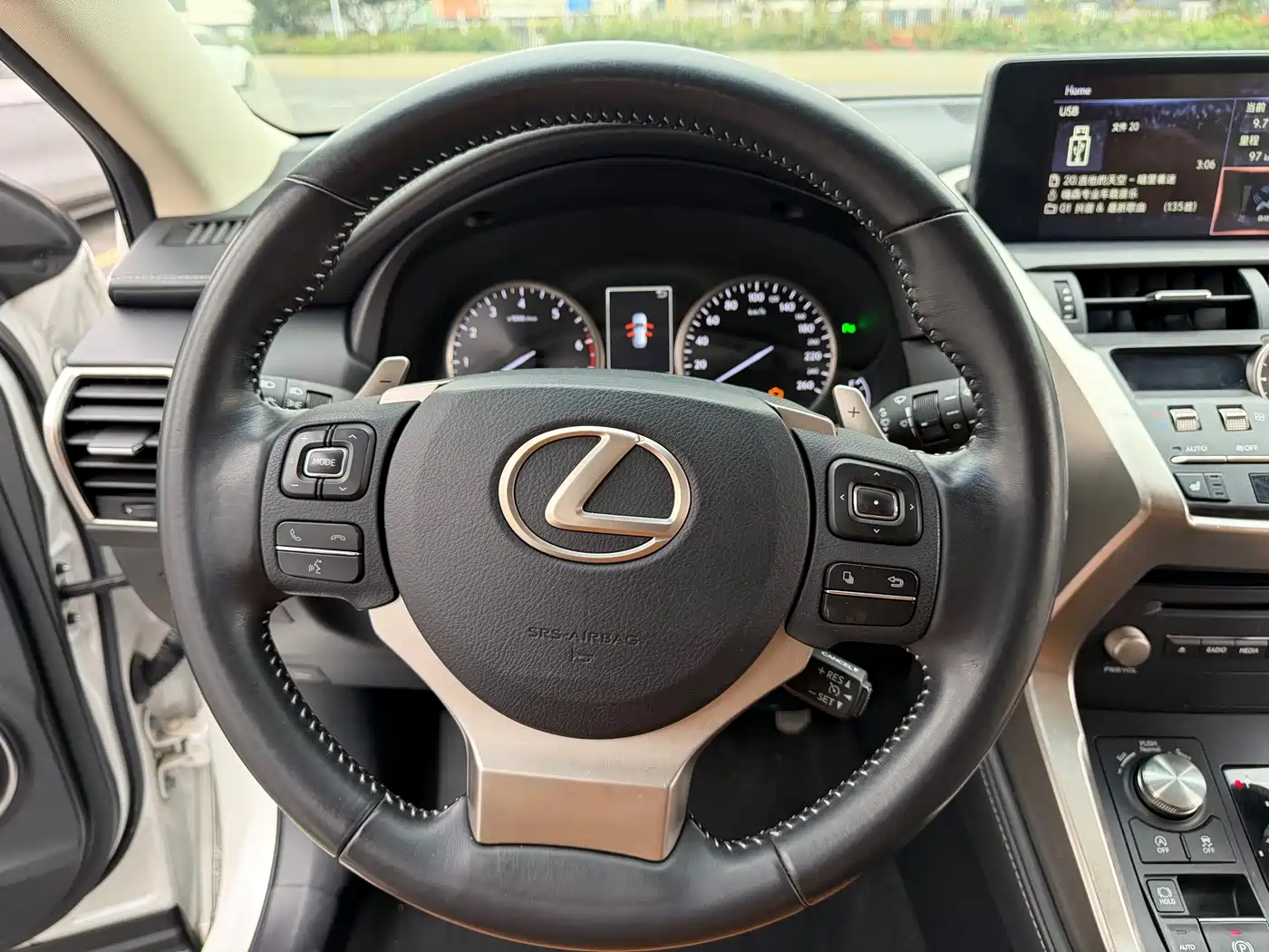 Lexus NX 2018 Model 300 FWD Fengxing Edition фото 14