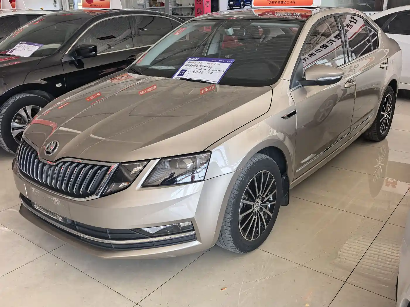Škoda Octavia 2019 1.5L Automatic Smart Luxury China VI фото 3