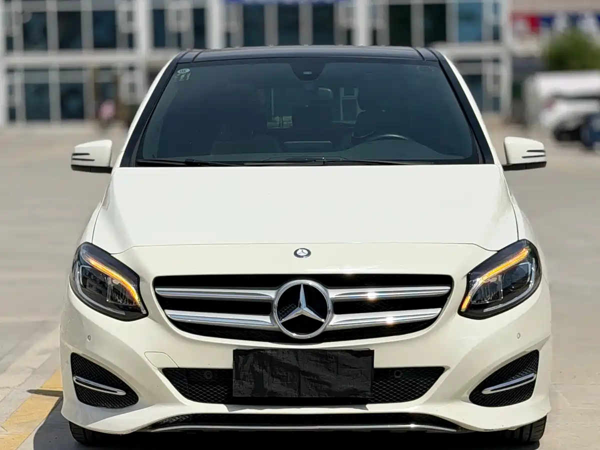 Mercedes-Benz B-Class 2015 B 200 Style фото 3