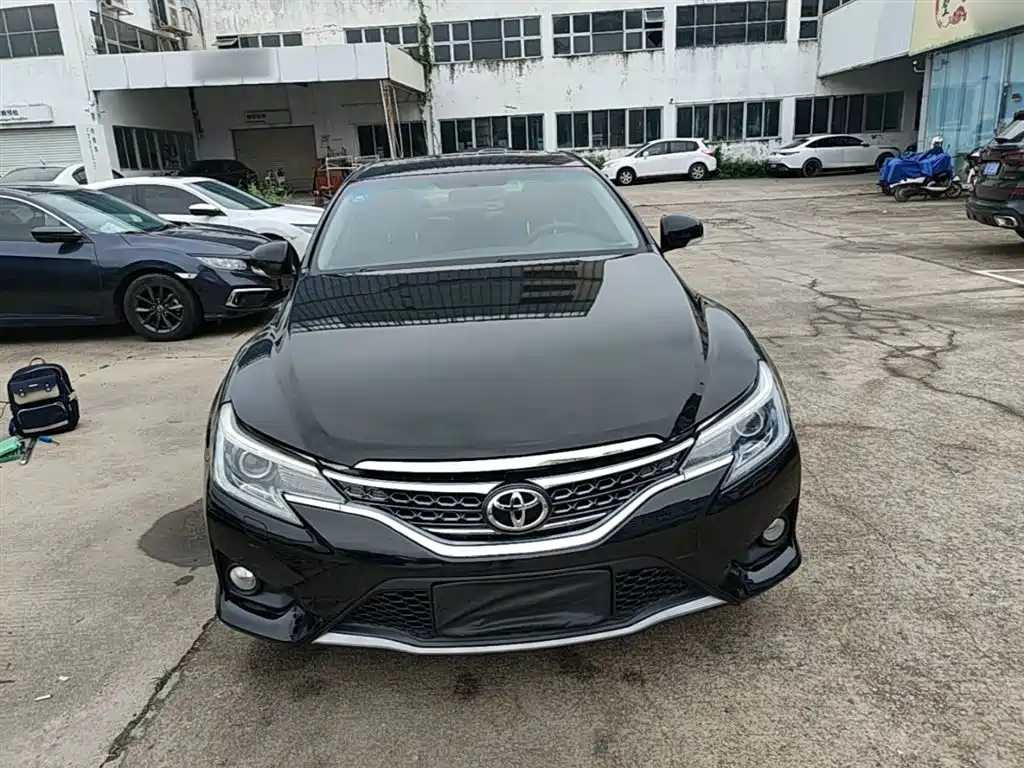 Toyota Reiz 2013 2.5V Elite Edition фото 3