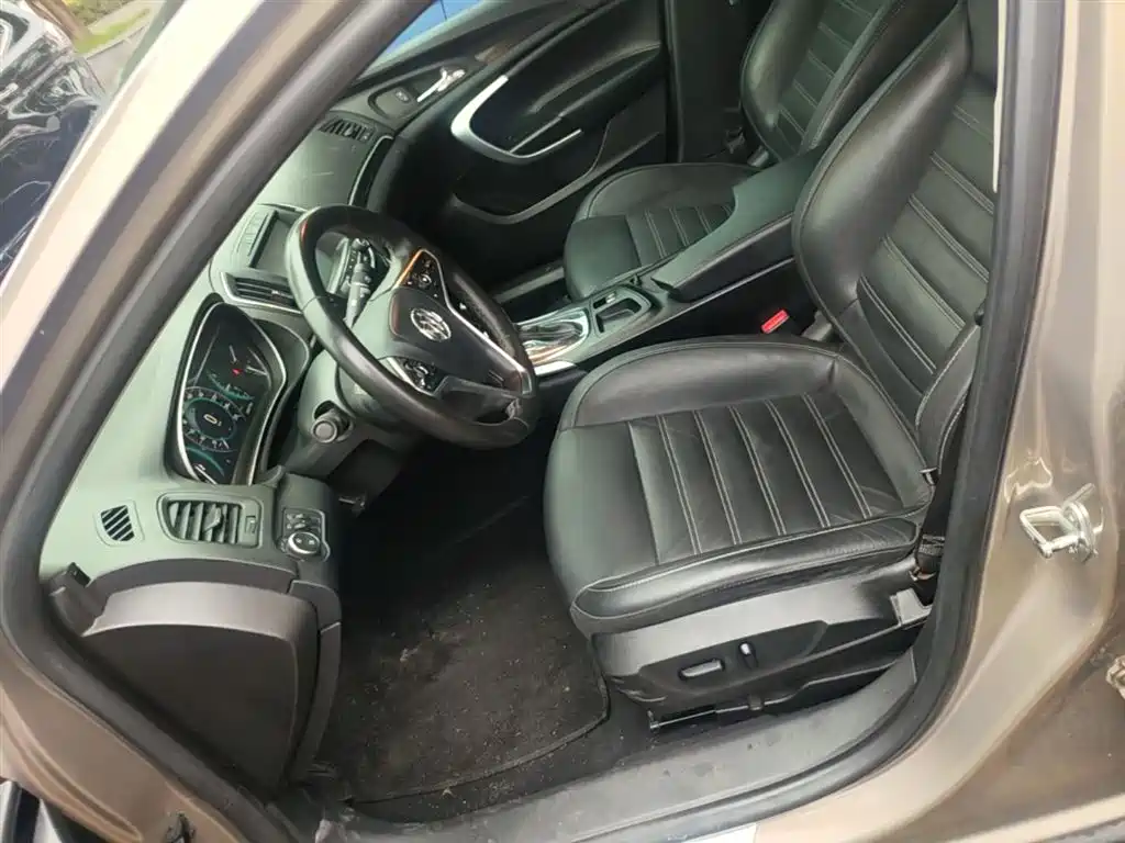 Buick Regal 2015 1.6T Elite Tech Edition фото 15