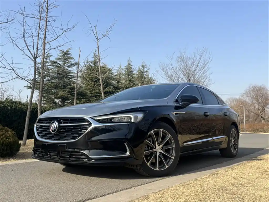BUICK LACROSSE