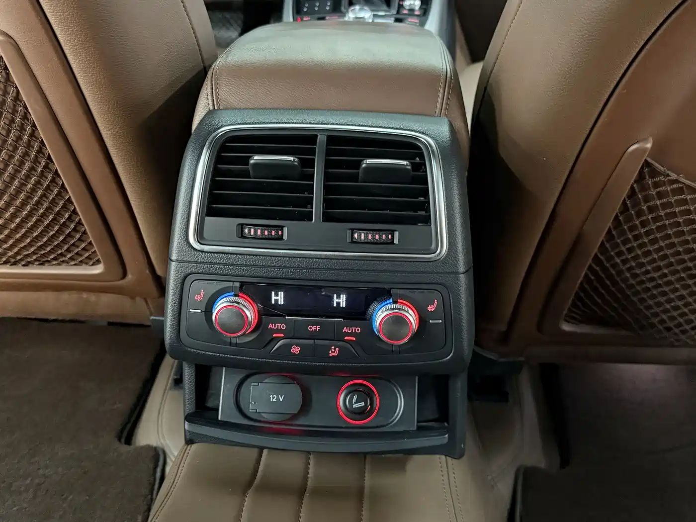 Audi A6L 2012 30 FSI Comfort фото 15