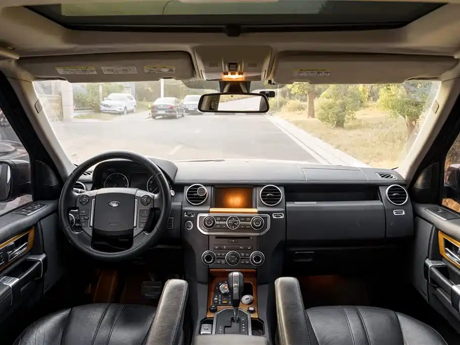 Land Rover Discovery 2012 3.0 SDV6 HSE Diesel фото 10