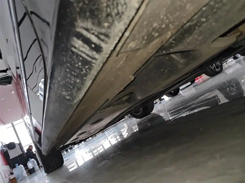 Volkswagen Passat 2017 330TSI DSG Prestige фото 22