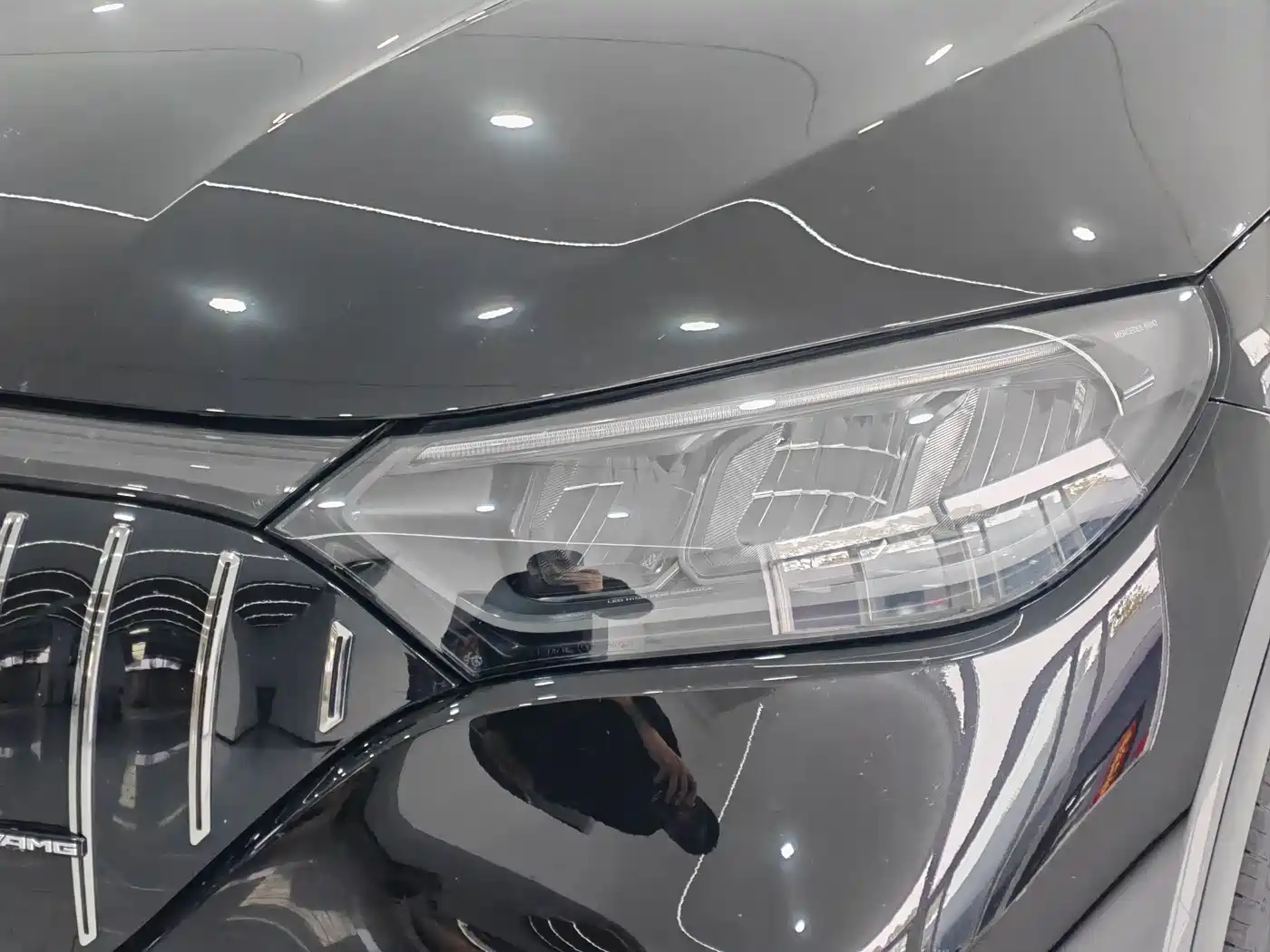 MERCEDES-BENZ EQE SUV