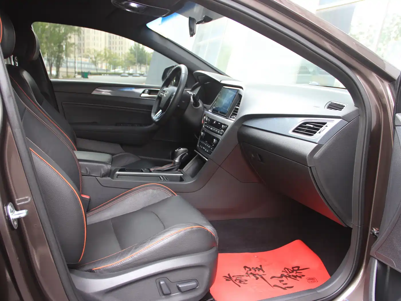 Hyundai Sonata 2015 1.6T GLS Smart фото 16