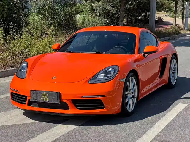 PORSCHE 718