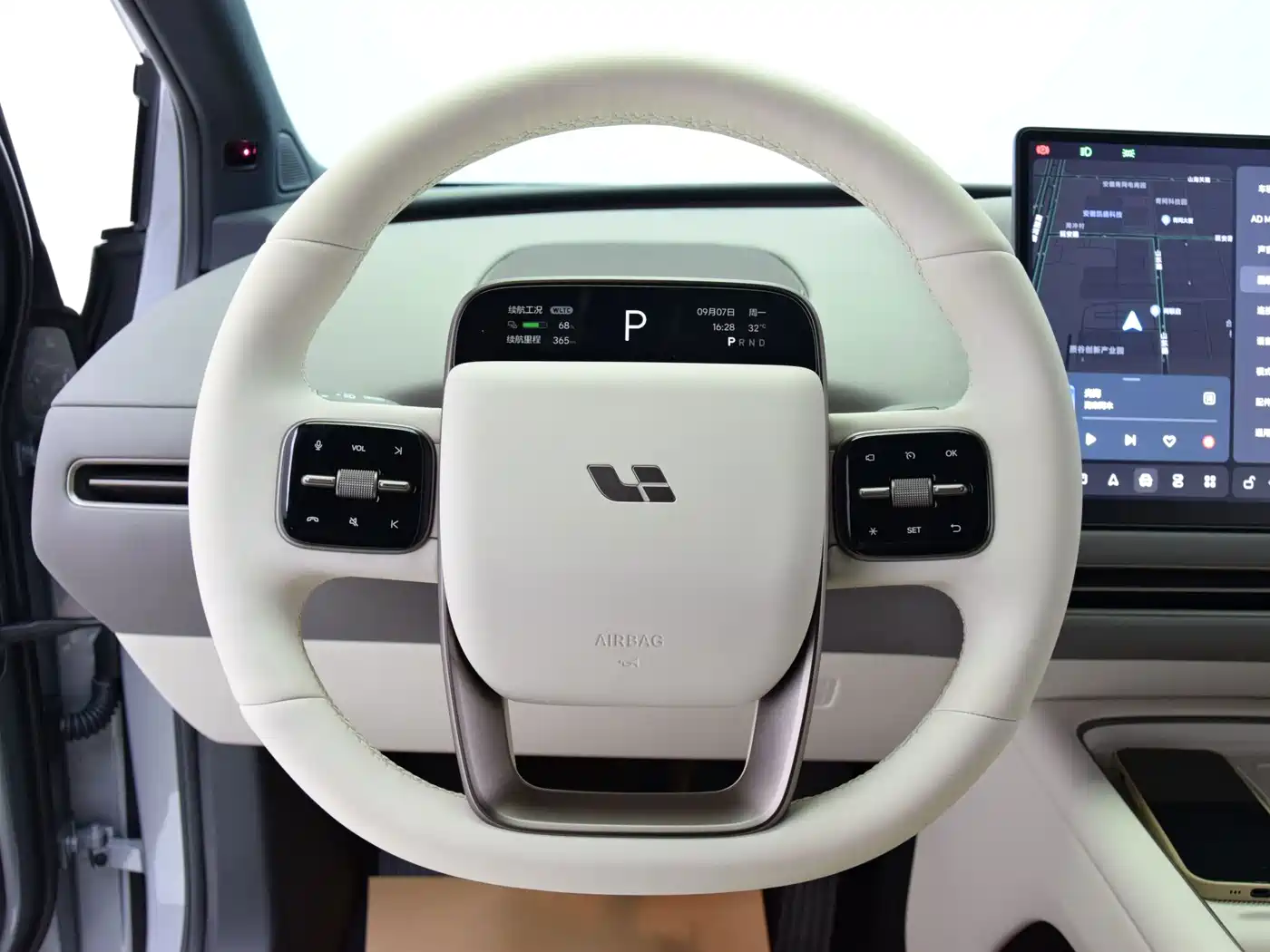 Li Auto i6 2026 2025 4WD Base Model