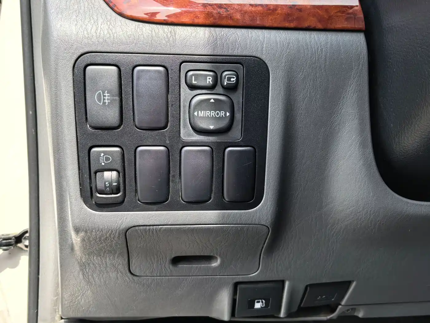 Toyota Prado (Import) 2004 GX 2.7 Automatic фото 18