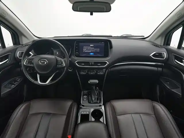 GAC Trumpchi Trumpchi GS4 2018 235T Automatic 2WD Luxury Smart Connect Million Commemorative Edition — фото 5