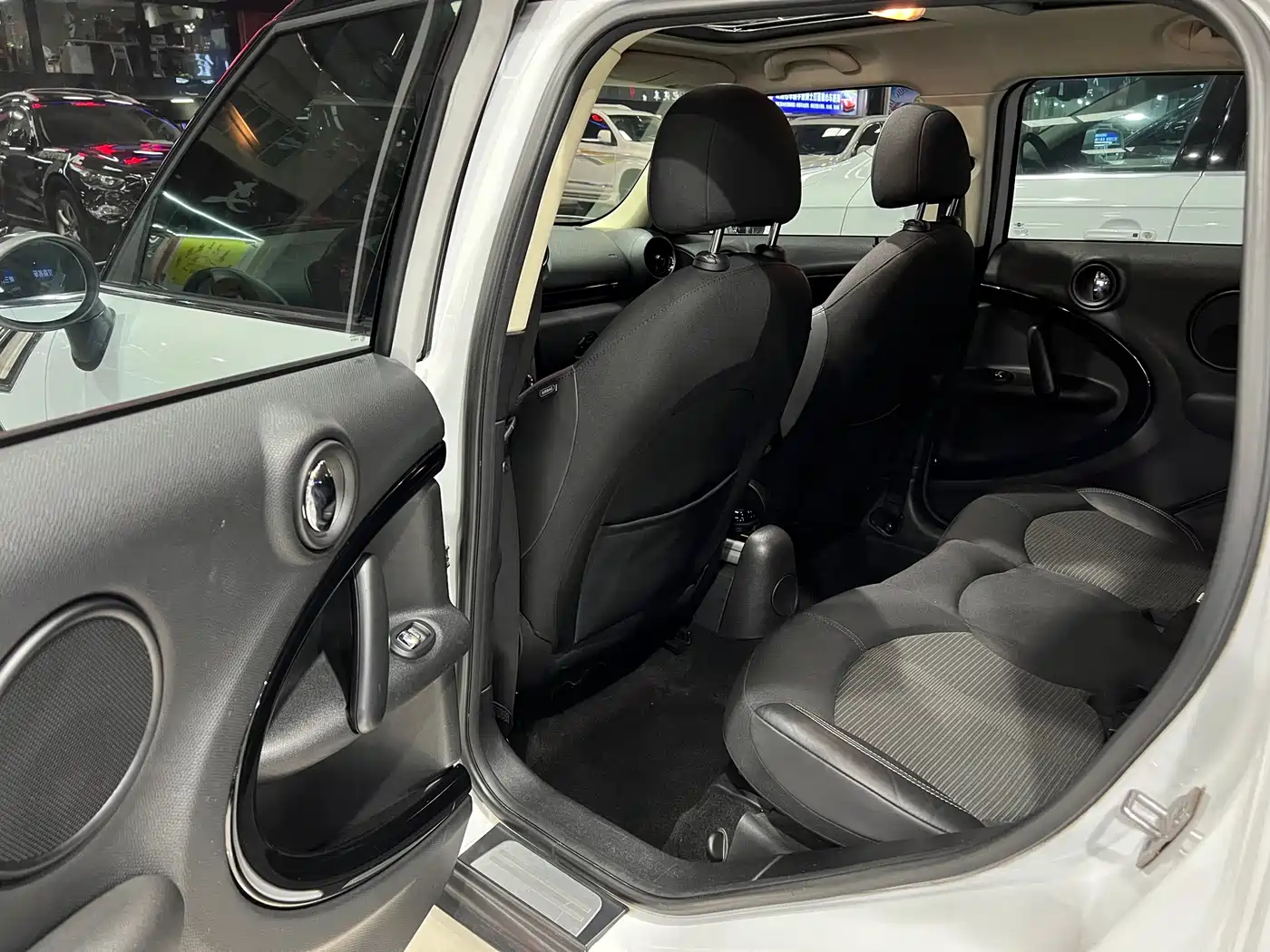 MINI COUNTRYMAN 2013 2012 1.6T COOPER S