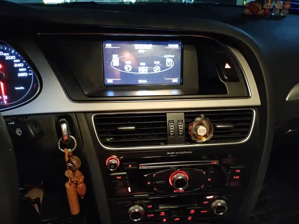 Audi A4L 2015 35 TFSI Auto Standard фото 6