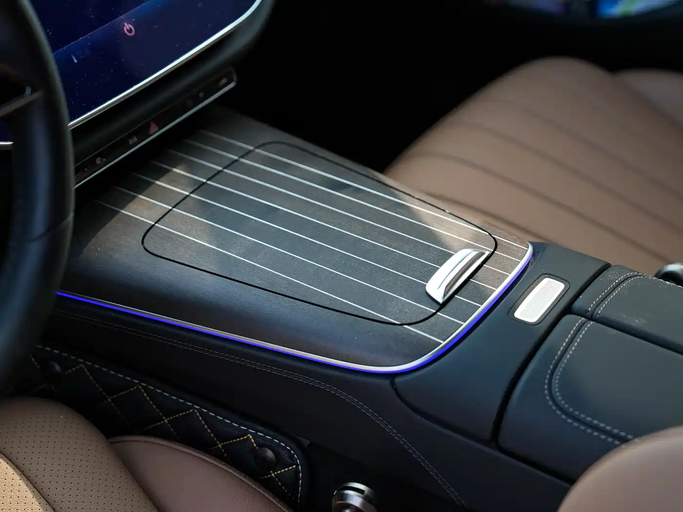 Mercedes-Benz E-Class 2024 E 300 L Fashion фото 30