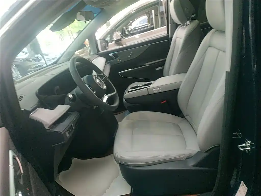 Buick GL8 2025 Model Landglory Smart Edition фото 15