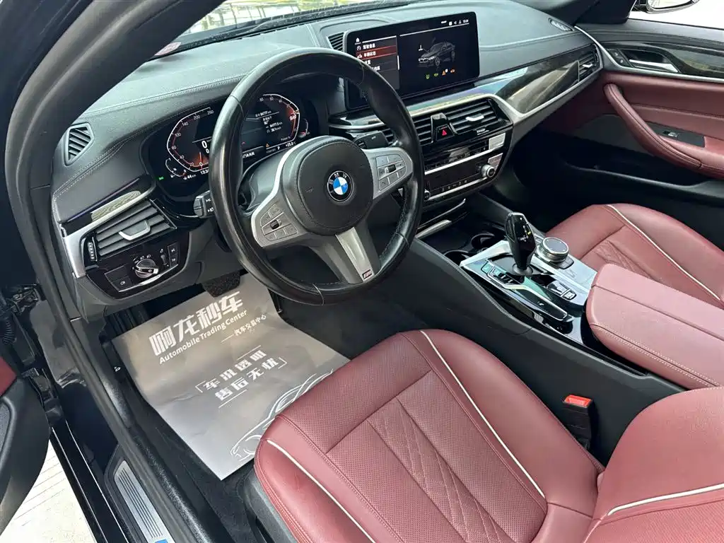 BMW 5 Series 2022 Model Second Facelift 525Li M Sport Package фото 14