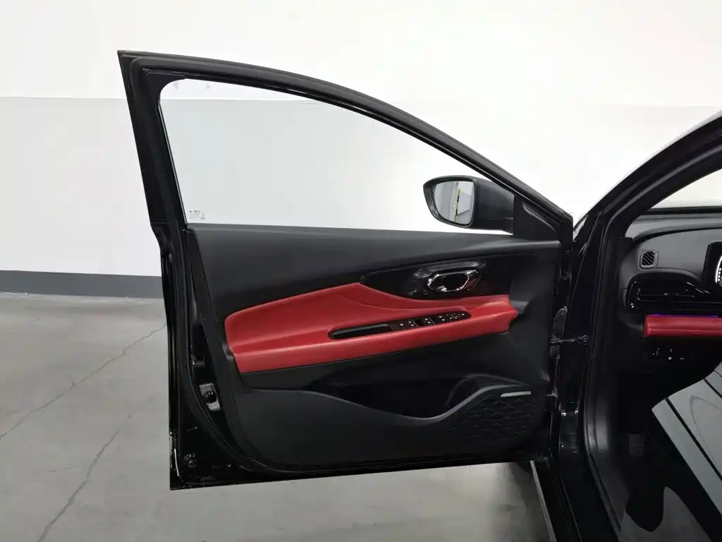 GAC Trumpchi Trumpchi Emkoo 2022 2021 270T DCT J15 Edition