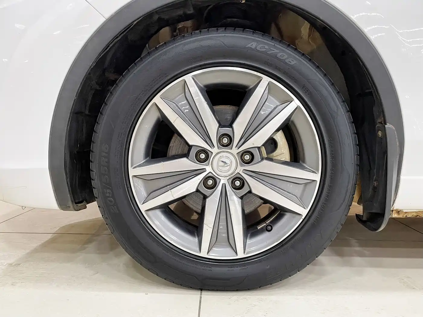 Changan Eado XT 2017 2016 1.6L Manual Stylish Cool Edition