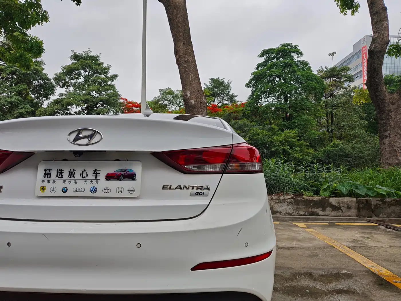 Hyundai Elantra 2016 Model 1.6L Automatic Smart Elite фото 20