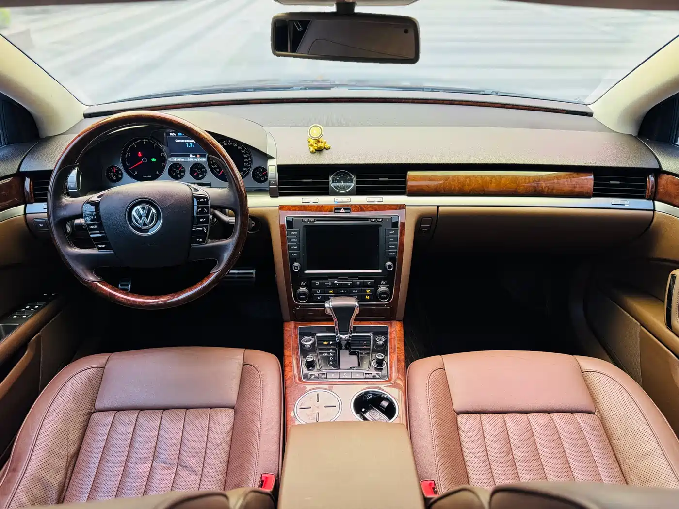 Volkswagen Phaeton 2012 3.0L Executive фото 10