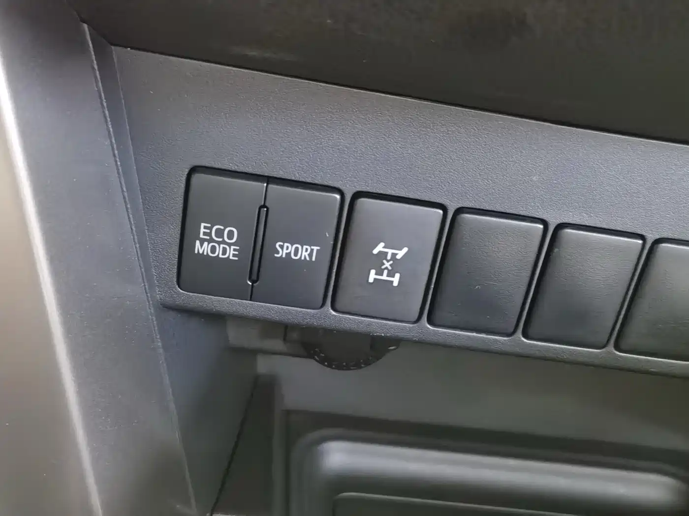Toyota RAV4 Rongfang 2013 2.5L Auto 4WD Elite фото 8