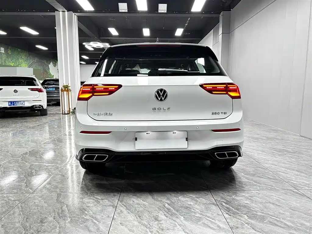 Volkswagen Golf 2023 Facelift 280TSI DSG R-Line Lite фото 5