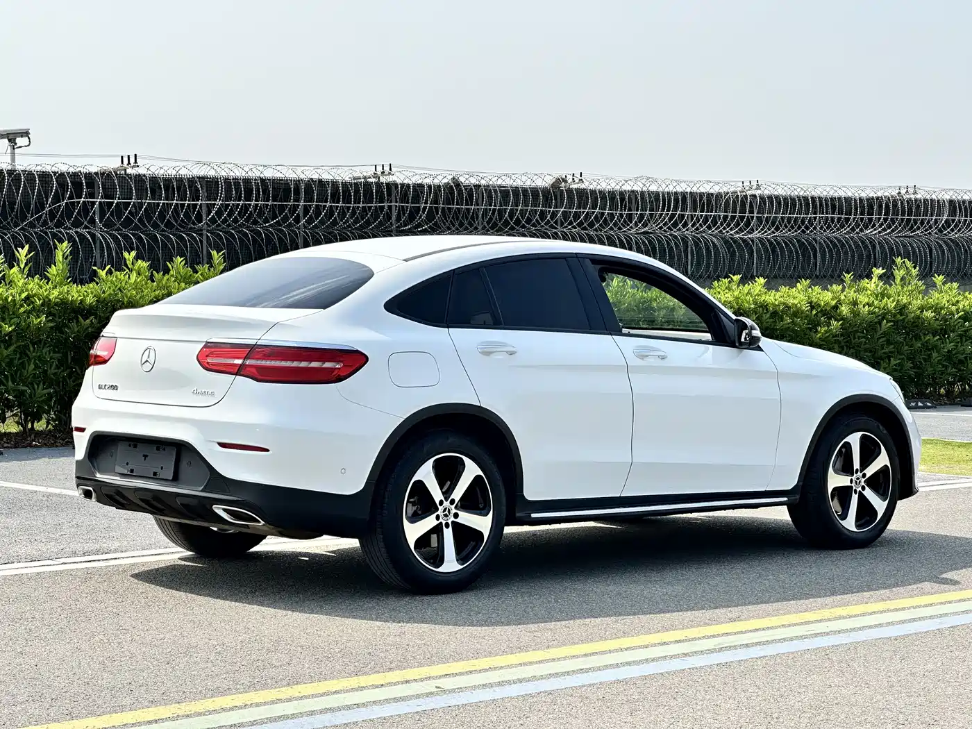 Mercedes-Benz GLC Coupe 2019 GLC 200 4MATIC Coupe SUV фото 6