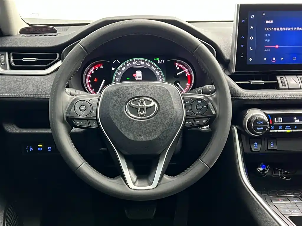 Toyota RAV4 Rongfang 2022 2.0L CVT 4WD Trend Plus Edition фото 17