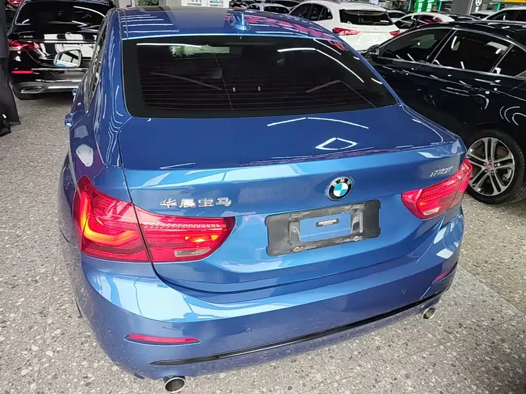 صورة 6 - BMW 1 Series