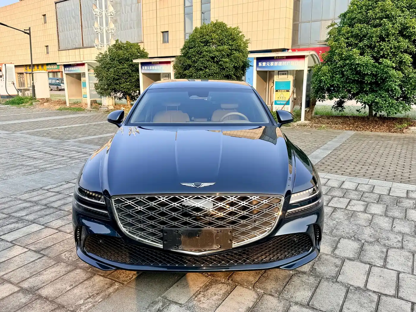 2024 Genesis G80