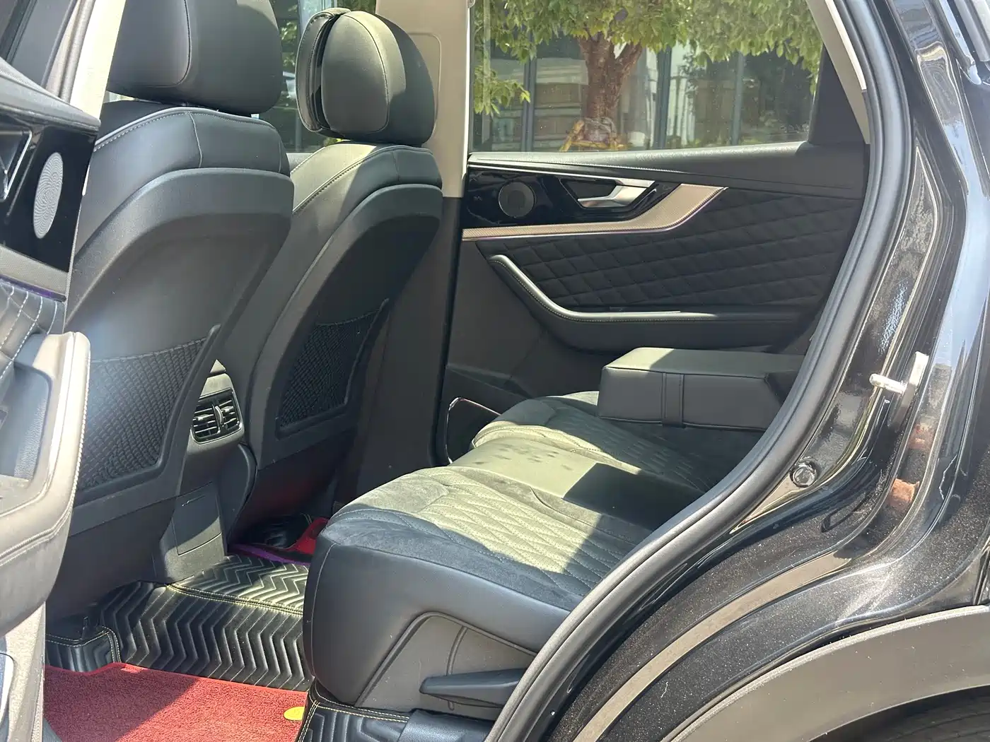 Hongqi HS5 2019 2.0T Smart Connect Enjoy Edition фото 7