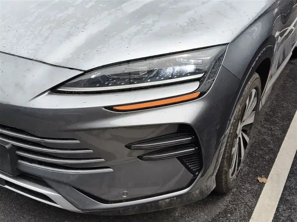 BYD Song PLUS PHEV 2024 Glory Edition DM-i 110km Flagship фото 24