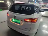 Фото 6 - Baojun 360