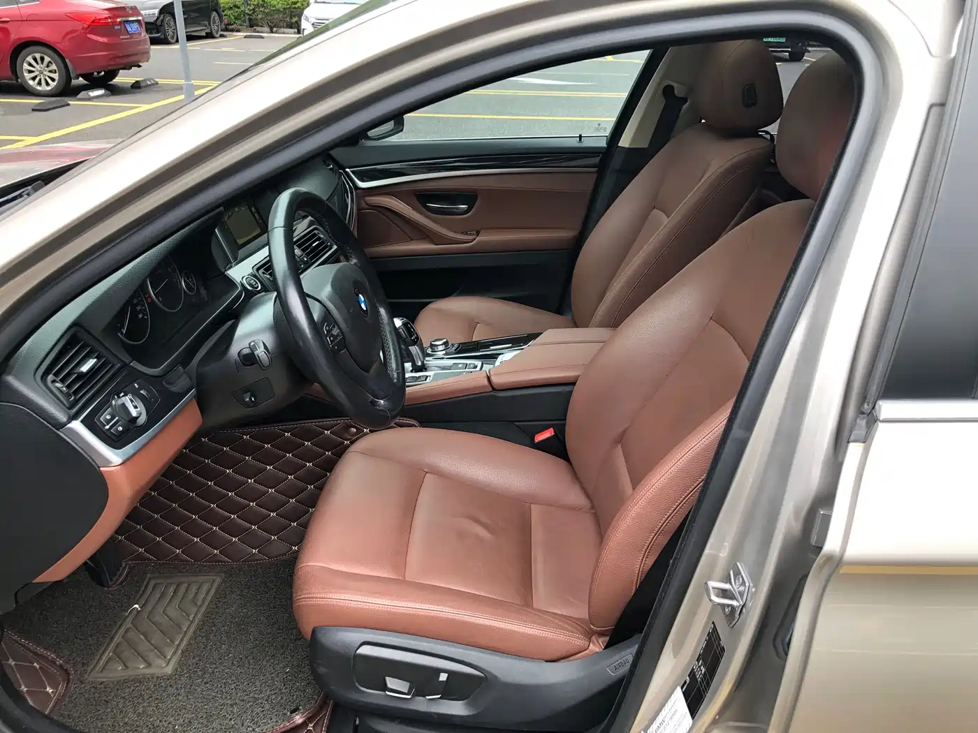 BMW 5 Series 2017 520Li Classic Edition фото 8