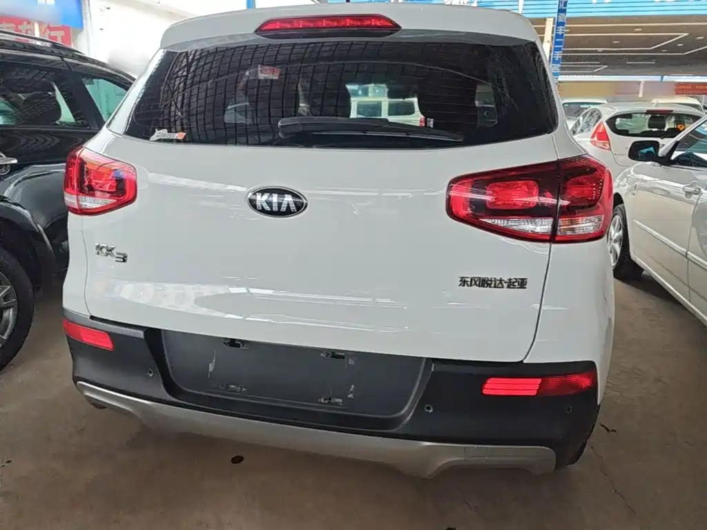 Kia KX3 Smart Run 2015 2015 1.6L Automatic 2WD DLX