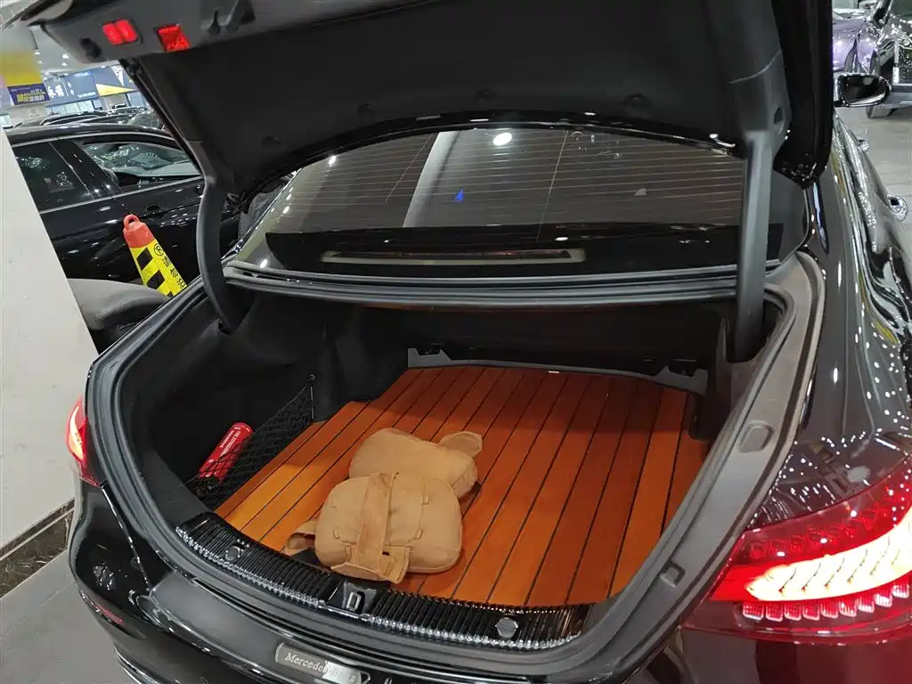 Mercedes-Benz E-Class 2023 Facelift E 260 L фото 19