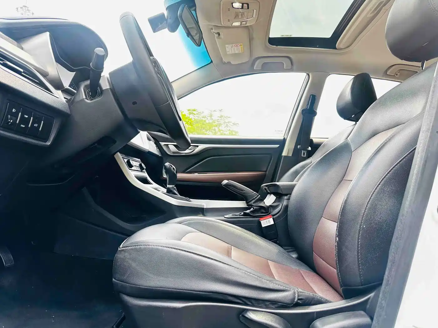 Photo 11 - Geely Vision