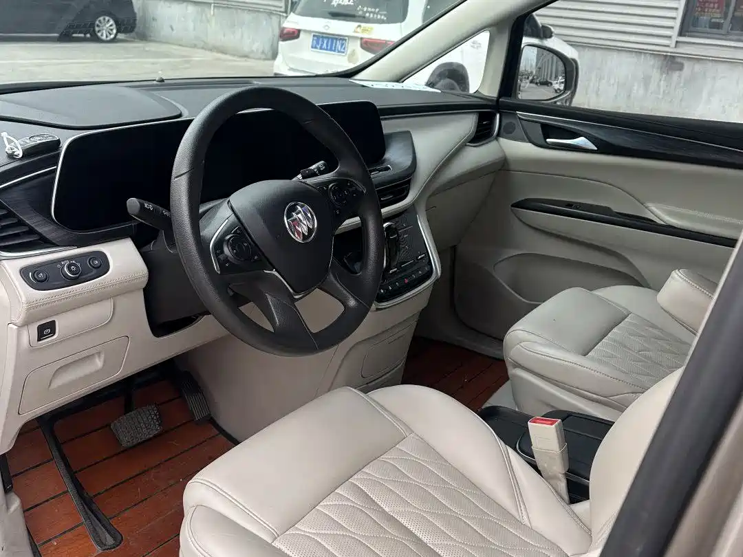 BUICK GL8