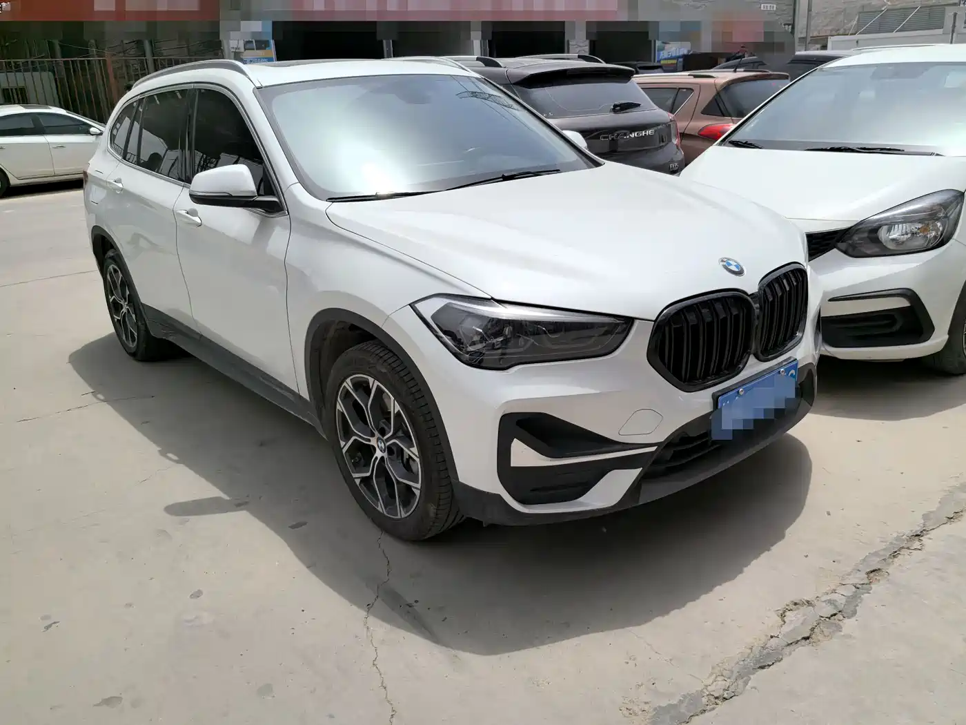 BMW X1 2022 sDrive25Li Leading фото 3
