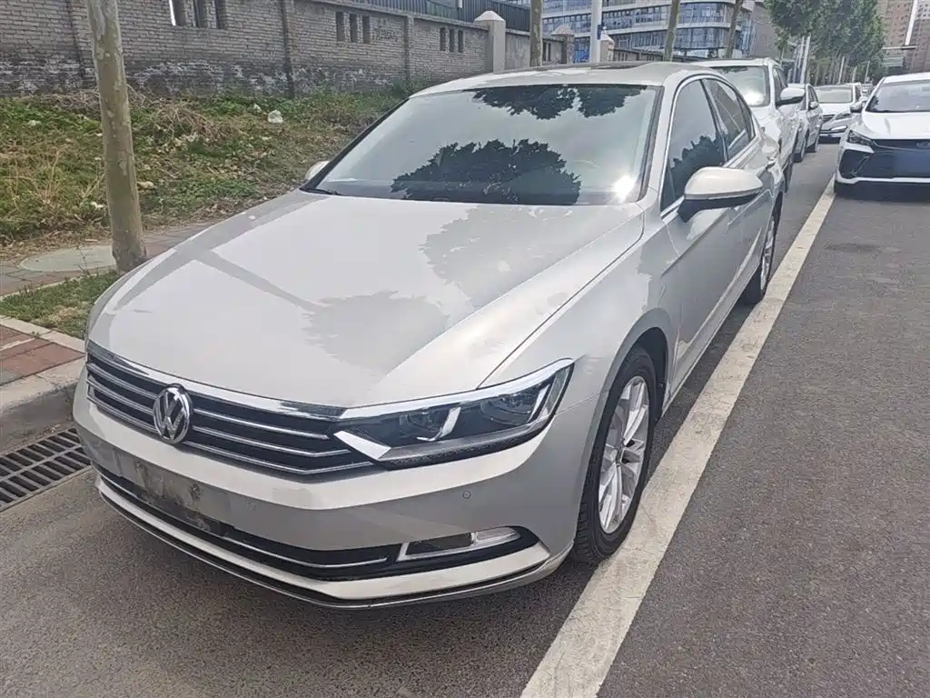 Volkswagen Magotan 2018 Facelift 330TSI DSG Luxury